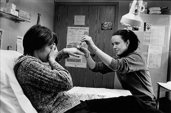 Illustrasjon til "Orden i sysakene – arbeidsrutiner som letter kommunikasjon" av Per Stensland