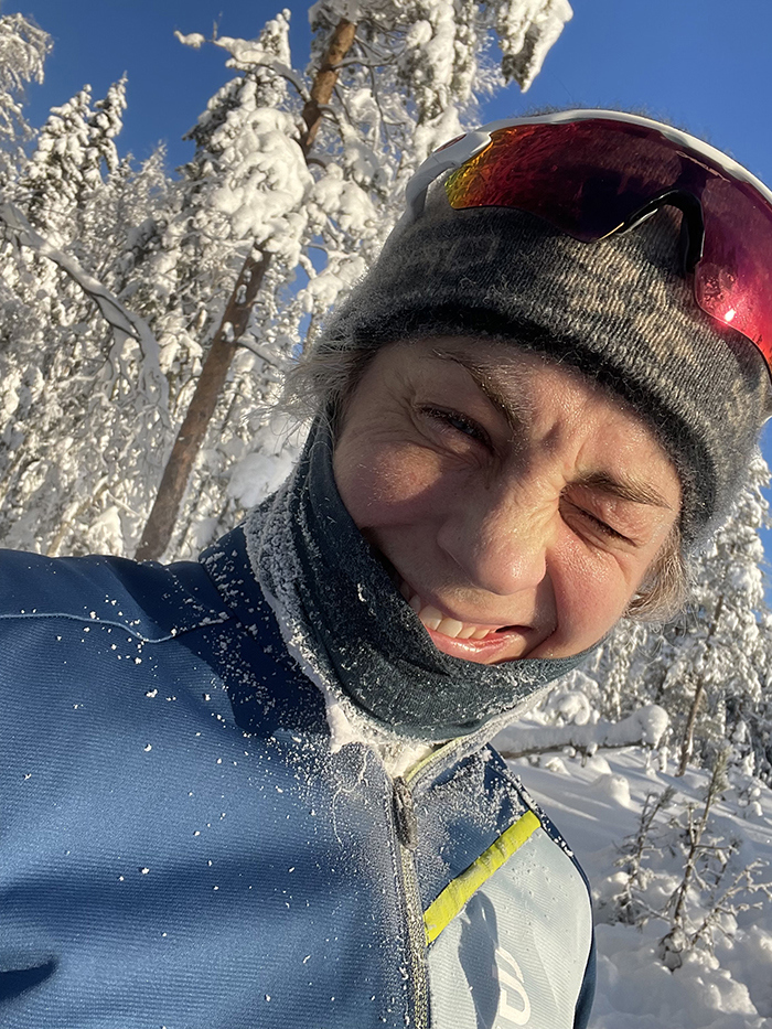 Bilde av den tidligere kjente skiløperen og nå legen Astrid Uhrenholdt Jacobsen.