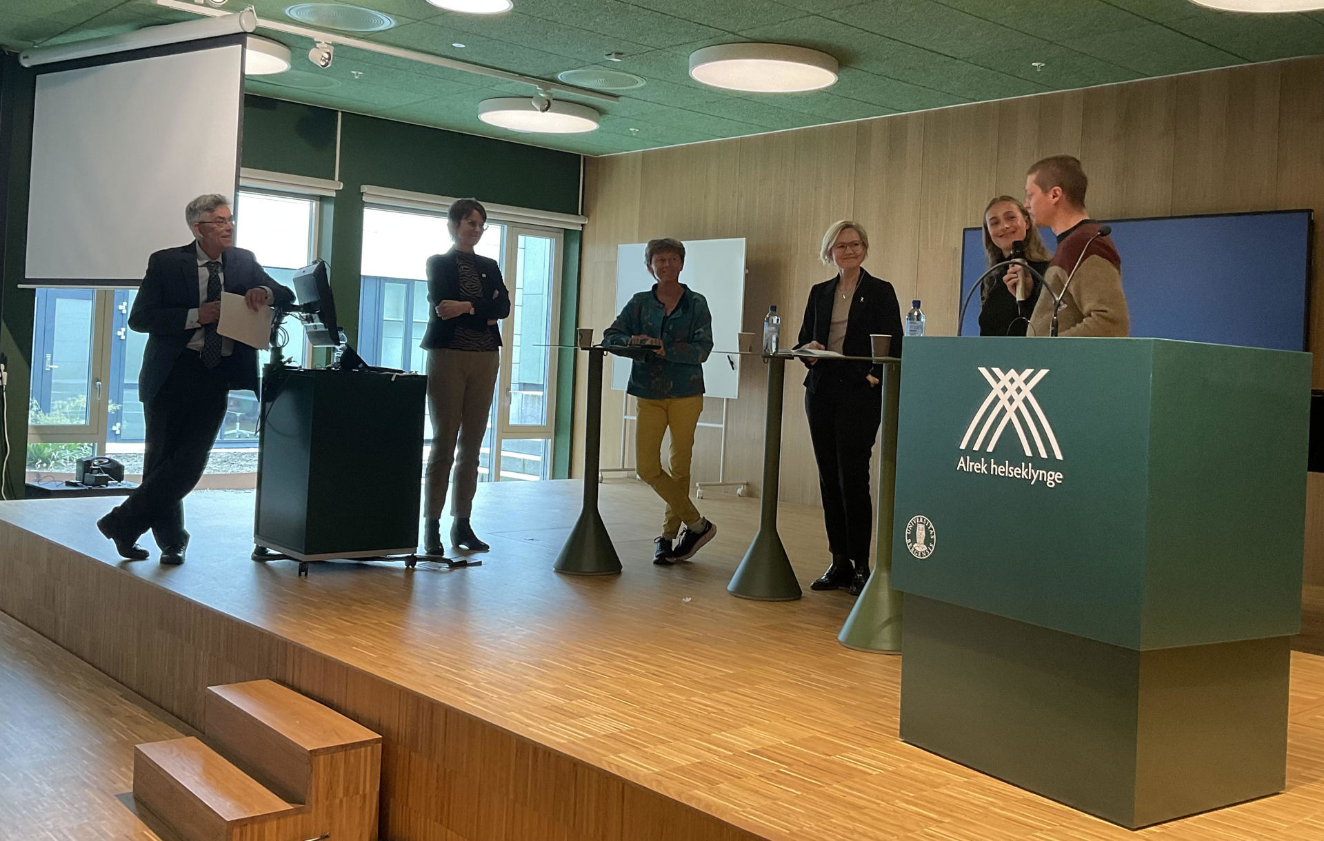 Paneldebatt 2