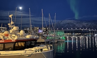 Tromso i nordlys ingress