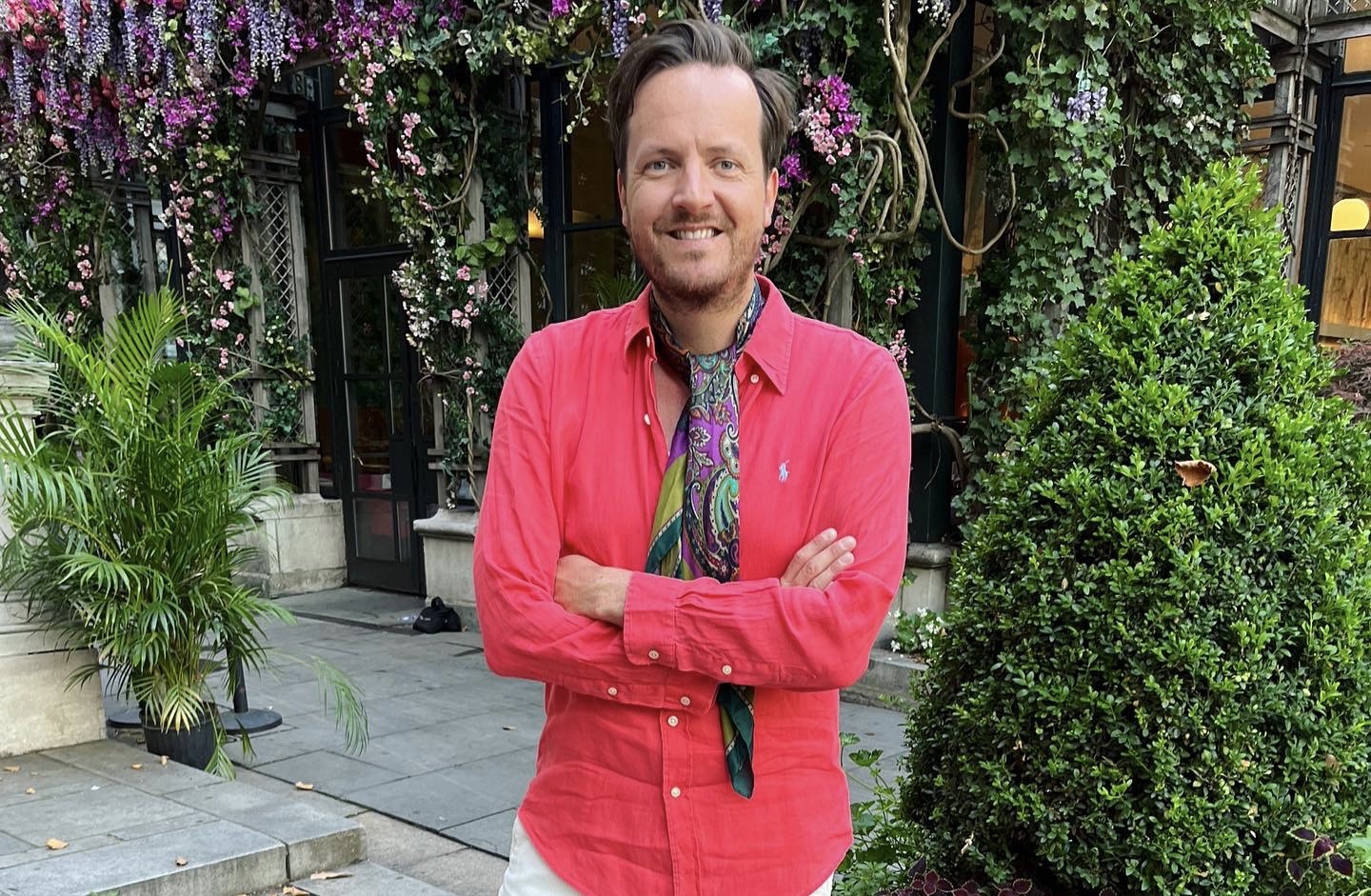 Fredrik Holth er en fargerik psykiater på mange måter. Foto: Harald Trollsaas