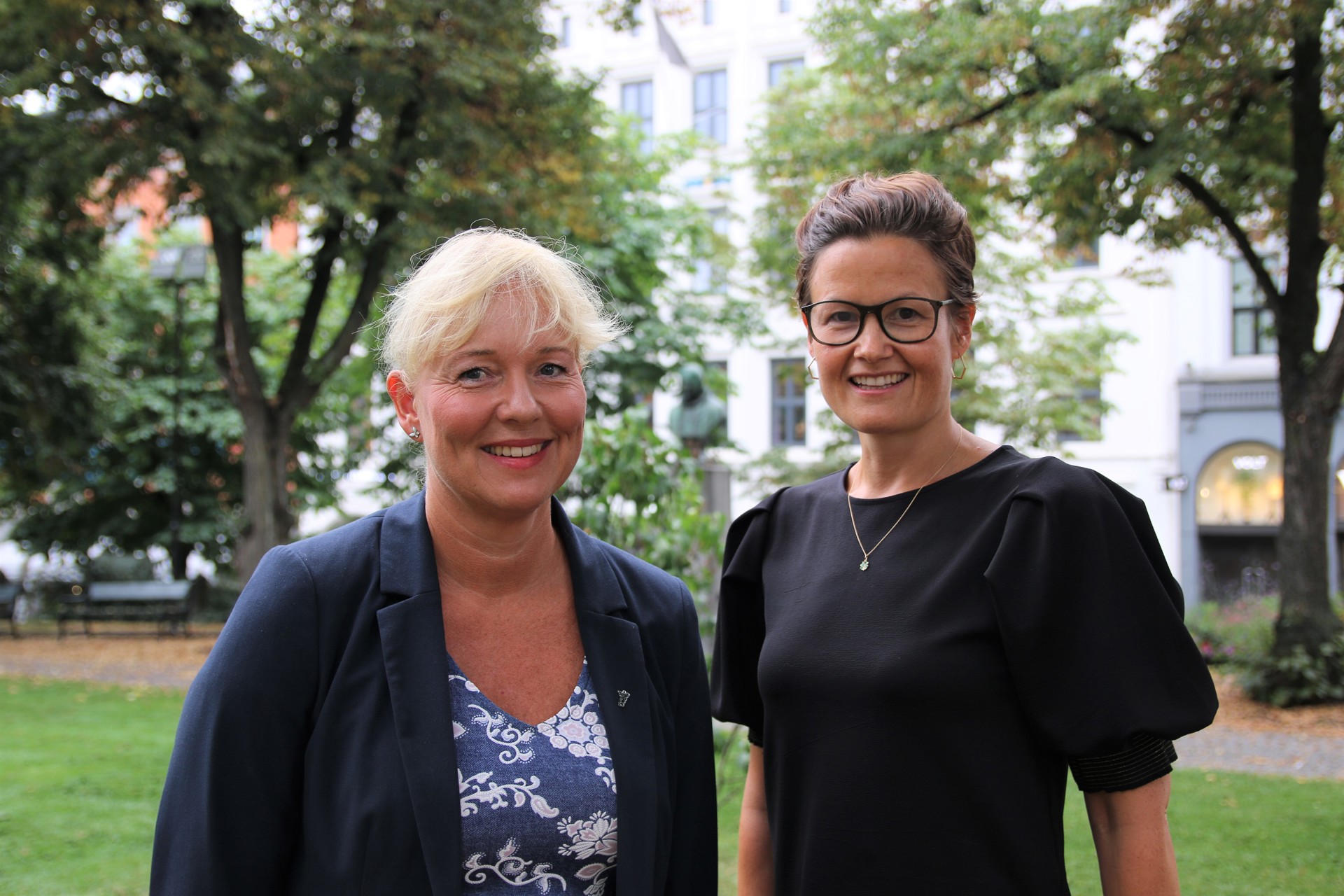 Marte Kvittum Tangen og Marianne Natvik Foto: Legeforeningen