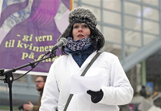  VIL HA VAKTFRITAKT: - Diskriminering kan være mer strukturell og skjult, som for eksempel at legen får det verre enn sine mannlige kollegaer fordi hun er gravid, sa Marie Bjørbak Alnæs. FOTO: Rune Stoltz Bertinussen/Krysspress 
