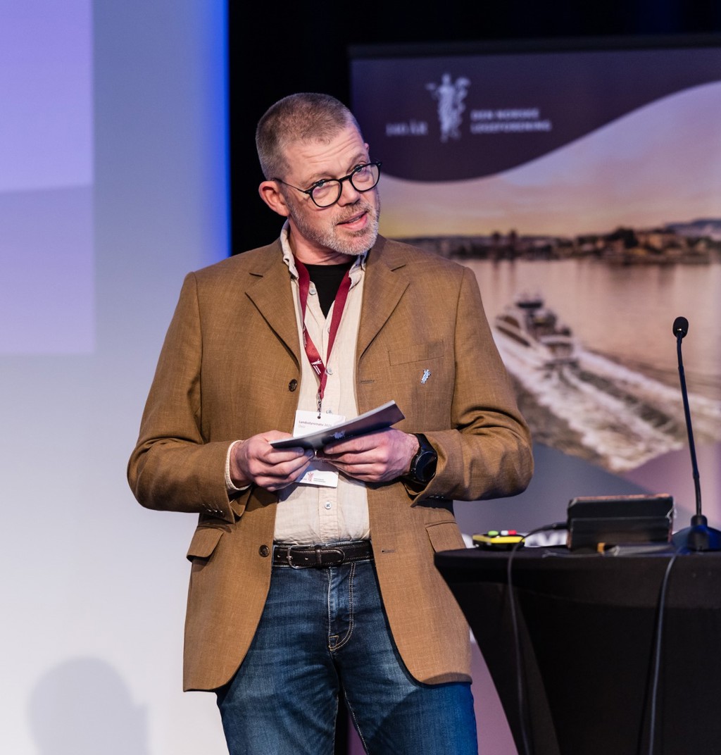 Bilde av Paul Olav Røsbø fra talerstolen
