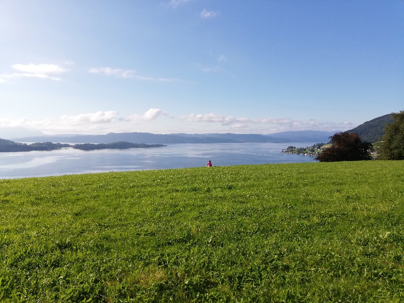 Fotograf: Anne laue, utsikt mot fjorden i Rosendal