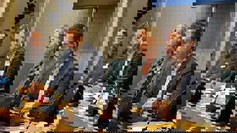 Bilde fra høring i Stortinget