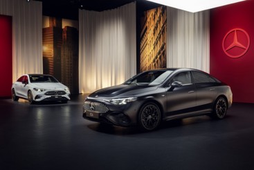 Mercedes-Benz CLA og den nye Mercedes-Benz CLA med EQ Technology. Foto: Mercedes-Benz.com