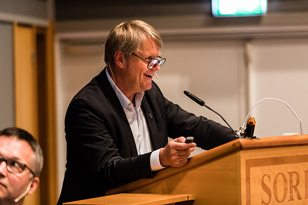 Store og små sykehus-Jon Helle