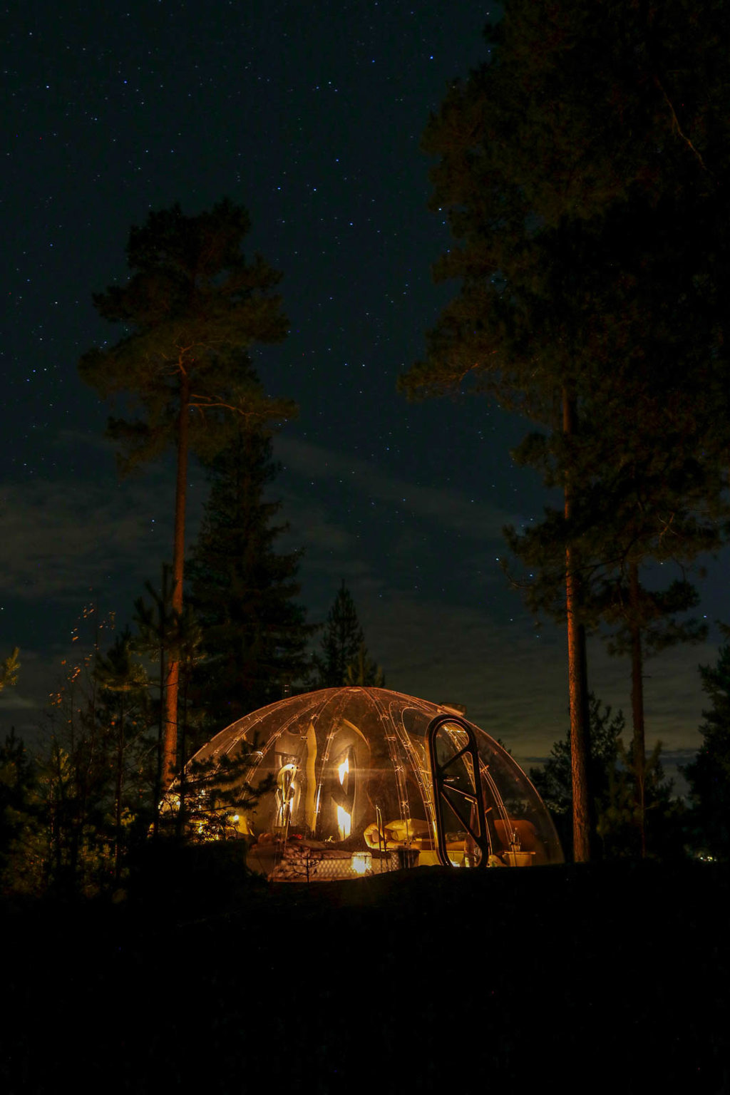 Glassiglo under stjernehimmelen. Foto: Akademikerne pluss