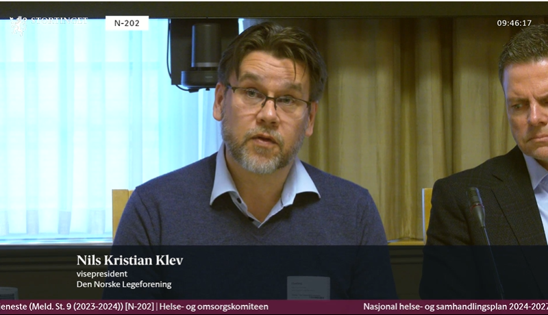 Visepresident i Legeforeningen, Nils Kristian Klev, etterlyste tiltak da han deltok på den muntlige høringen på Stortinget.