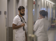 A-hus leger i korridor FOTO: Ahus/Thomas Barstad Eckhoff