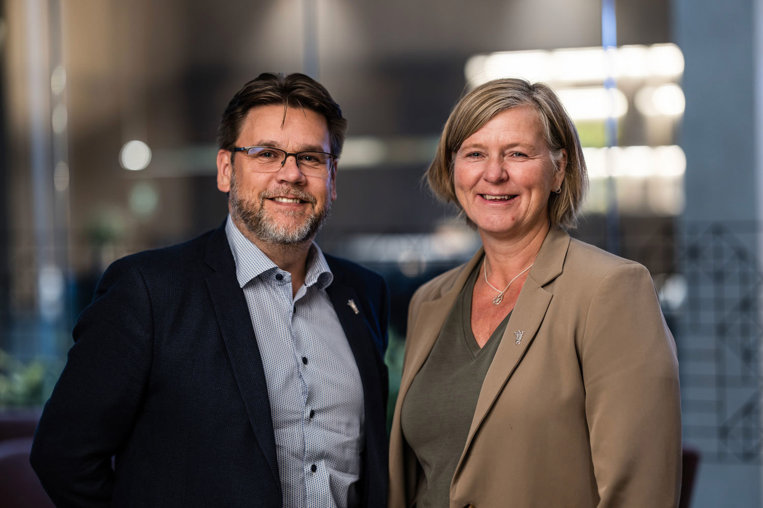 Nils Kristian Kleven, leder for Allmennlegeforeningen sammen med legepresident Anne-Karin Rime